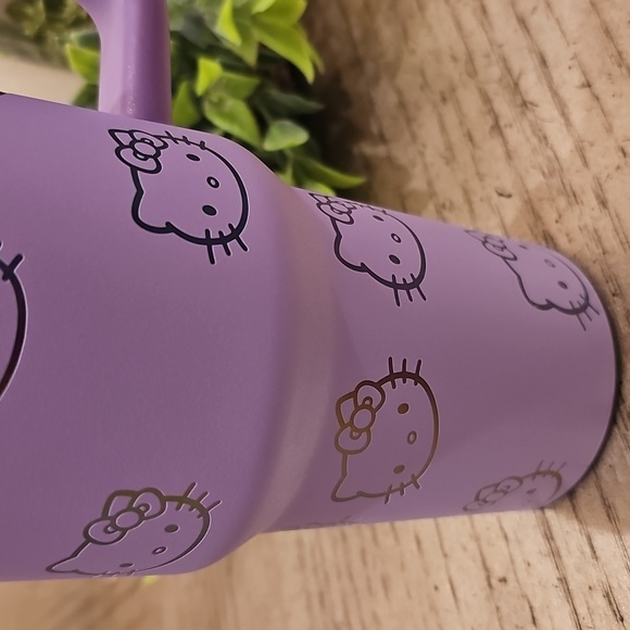 Stanley Purple Hello Kitty Tumbler with Straw 40oz - Picture 4 of 9